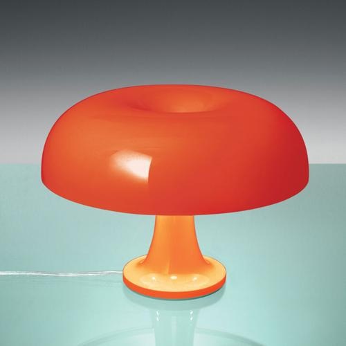 Retro Tischleuchte Artemide Nessino orange im Mushroom Design